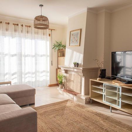 Middle Of The Bay 2 Bedroom Apartment فيريل المظهر الخارجي الصورة